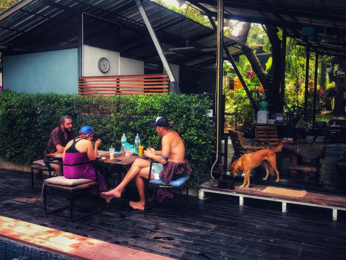 Himmapan Resort パヤム島 エクステリア 写真