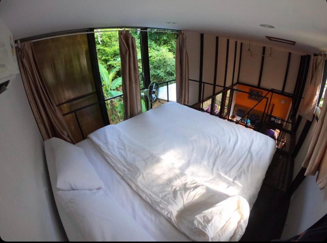 Himmapan Resort パヤム島 エクステリア 写真